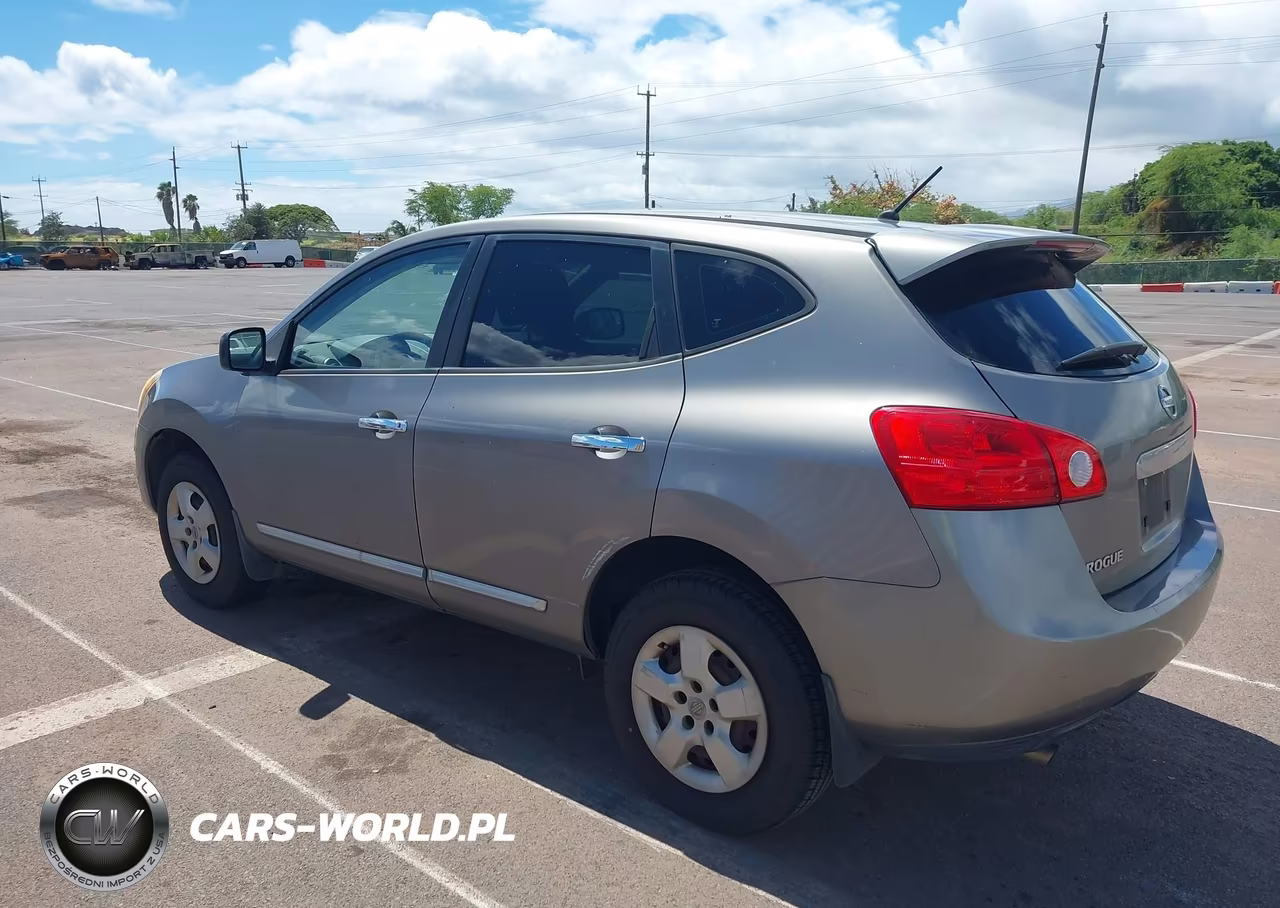 2011 Nissan Rogue S VIN:JN8AS5MT7BW565897 - 3