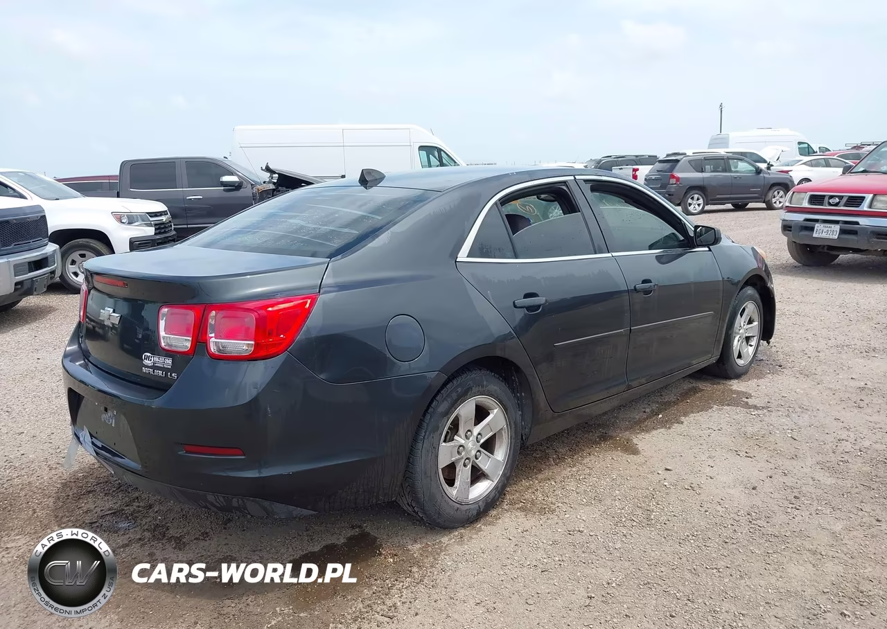 2014 Chevrolet Malibu 1Ls VIN:1G11B5SL9EF291436 - 4