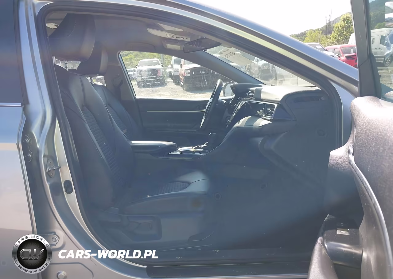 2019 Toyota Camry Le VIN:4T1B11HK7KU263448 - 5