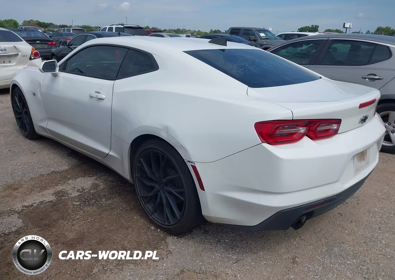 2019 Chevrolet Camaro 1Lt VIN:1G1FA1RS8K0154498 - 3