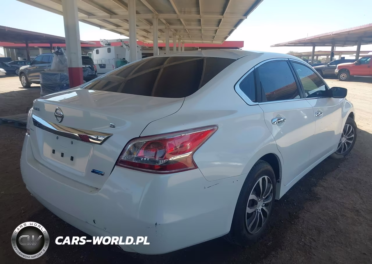 2013 Nissan Altima 2.5 S VIN:1N4AL3AP4DC109001 - 4