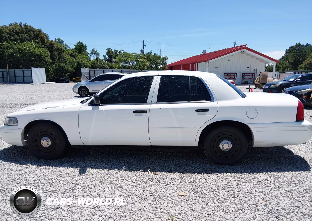 2005 Ford Crown Victoria Police VIN:2FAFP71W25X132659 - 14