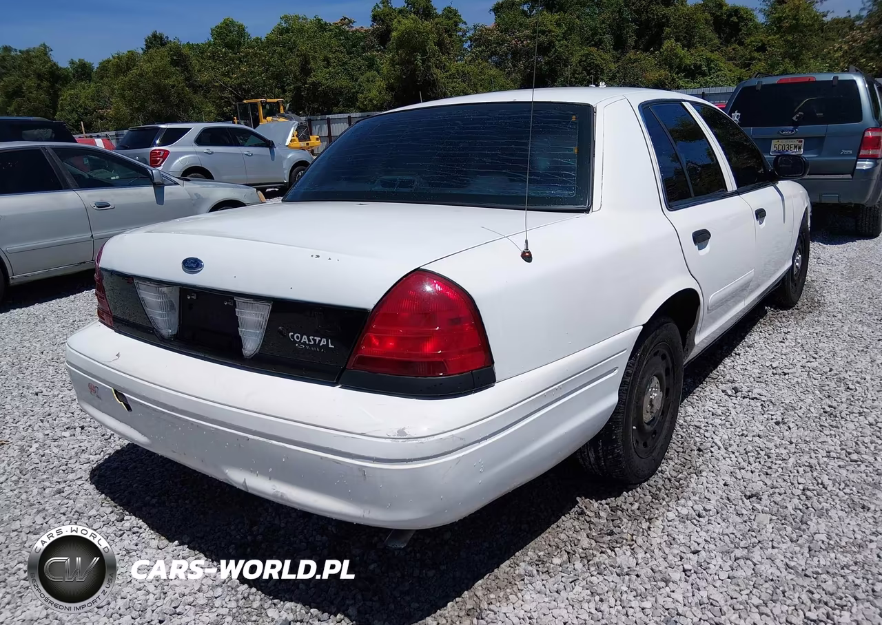 2005 Ford Crown Victoria Police VIN:2FAFP71W25X132659 - 4