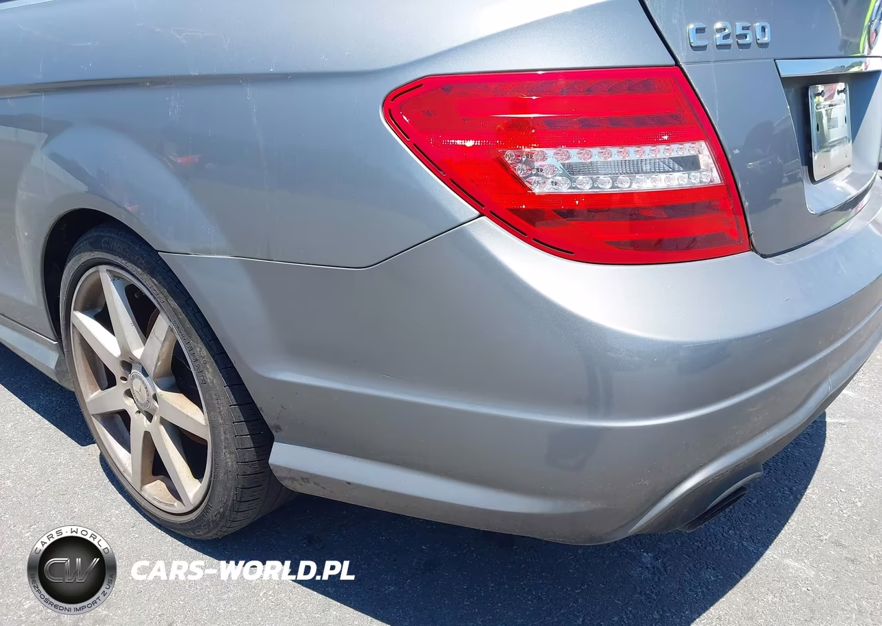 2012 Mercedes-Benz C 250 VIN:WDDGJ4HB6CF802861 - 13