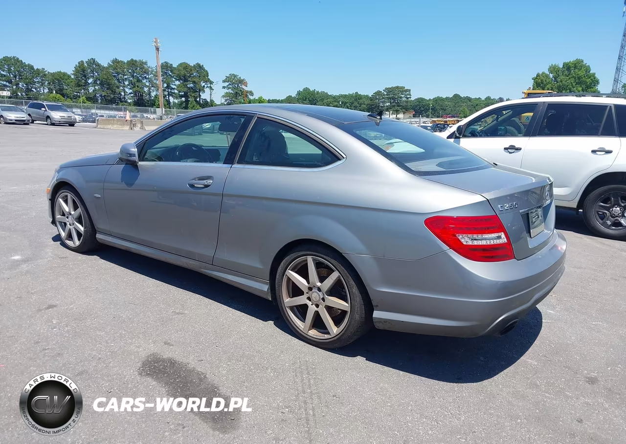 2012 Mercedes-Benz C 250 VIN:WDDGJ4HB6CF802861 - 3