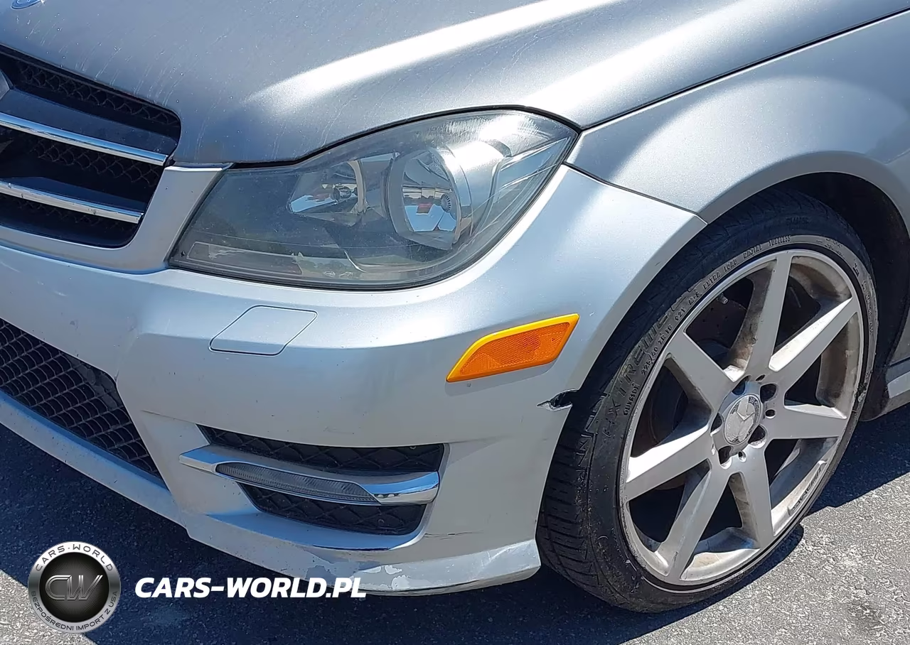 2012 Mercedes-Benz C 250 VIN:WDDGJ4HB6CF802861 - 6
