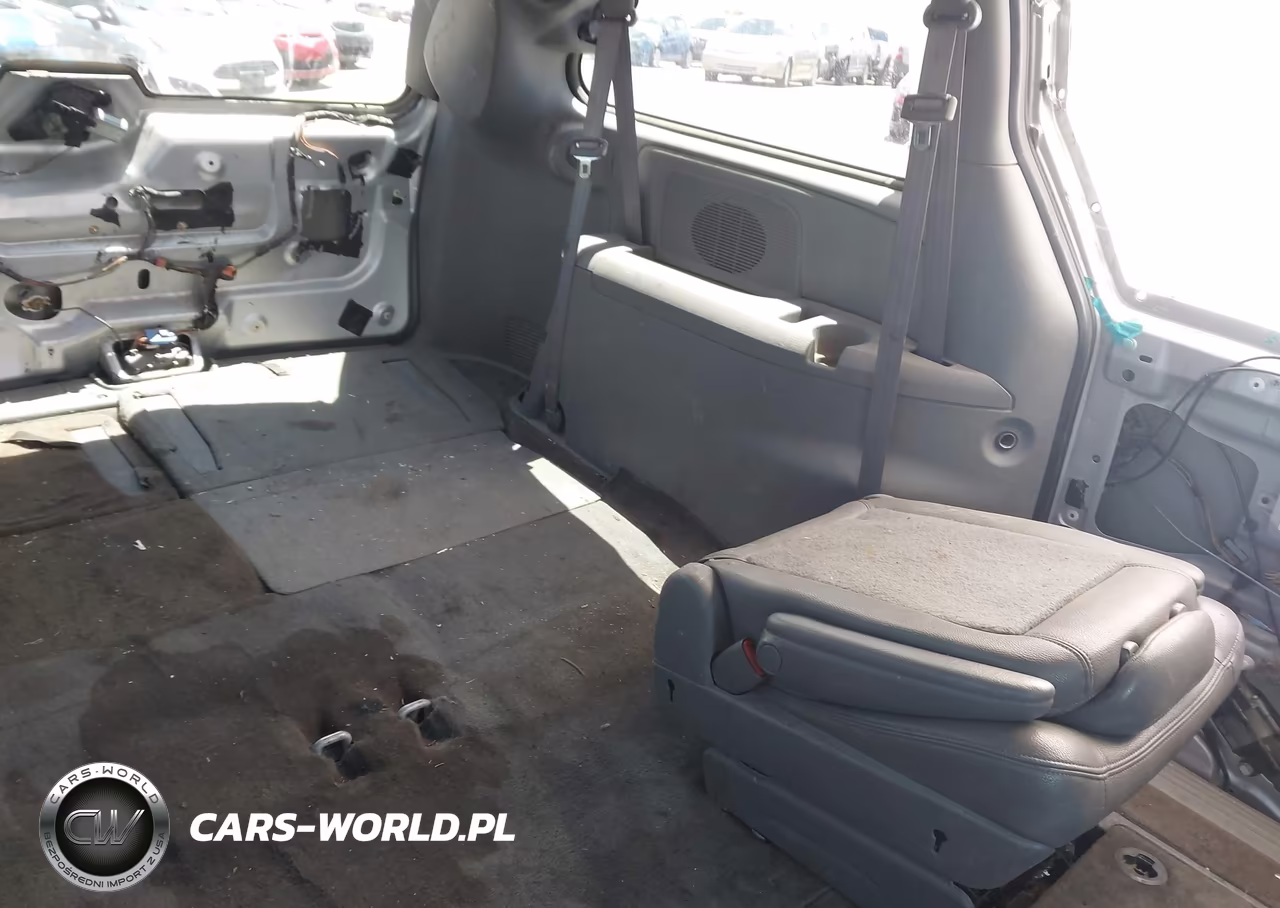 2005 Dodge Grand Caravan Sxt VIN:2D8GP44L05R149383 - 8