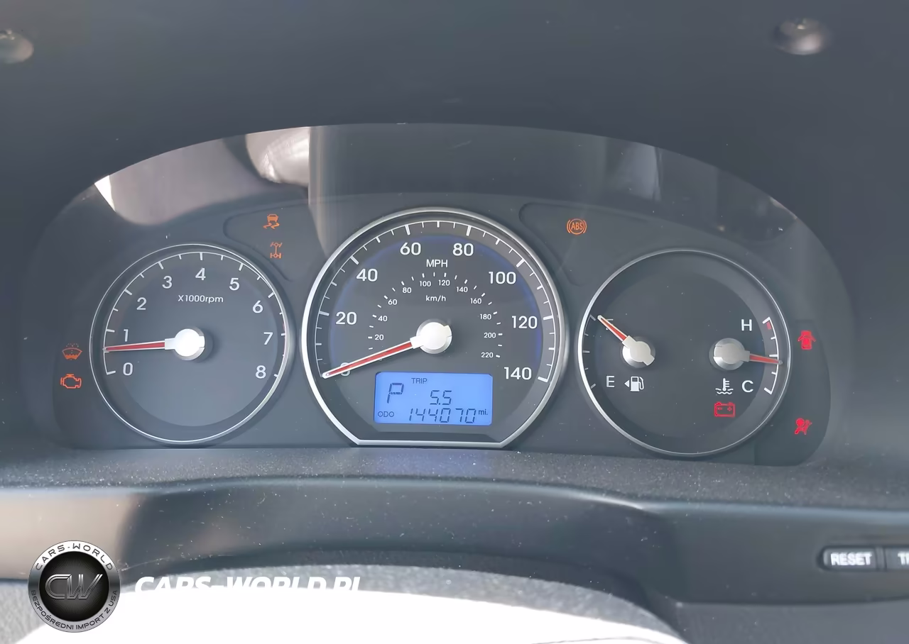 2010 Hyundai Santa Fe Limited V6 VIN:5NMSKDAG9AH354073 - 7