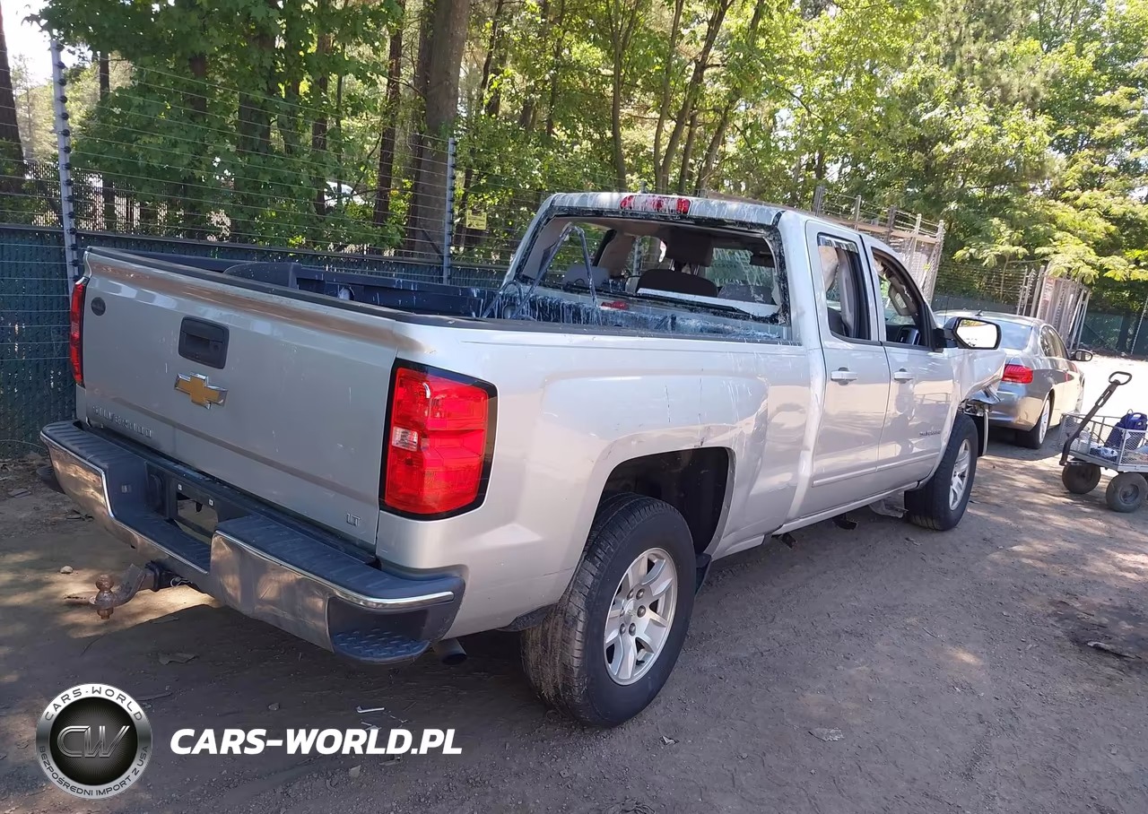 2018 Chevrolet Silverado 1500 1Lt VIN:1GCRCREH7JZ180897 - 4