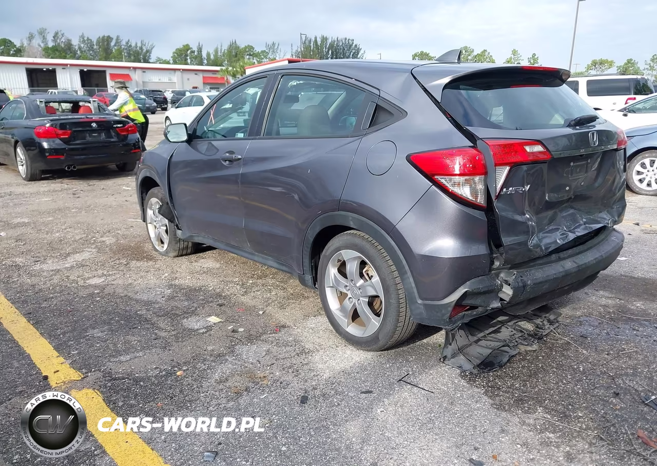 2022 Honda Hr-V 2Wd Lx VIN:3CZRU5H33NM704182 - 3