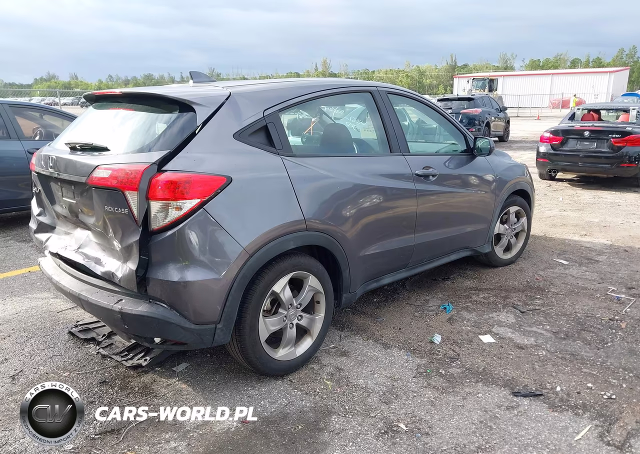 2022 Honda Hr-V 2Wd Lx VIN:3CZRU5H33NM704182 - 4