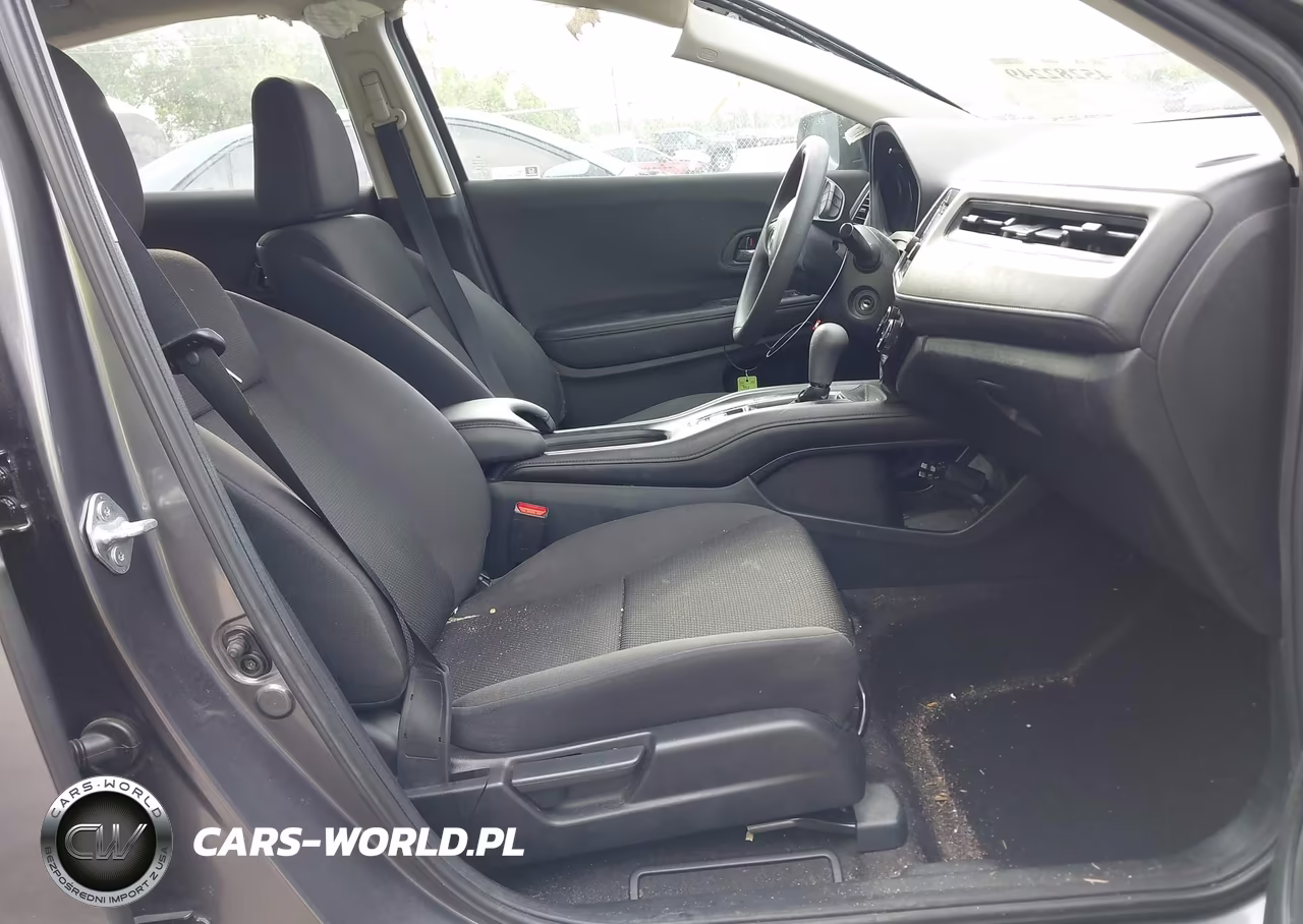 2022 Honda Hr-V 2Wd Lx VIN:3CZRU5H33NM704182 - 5