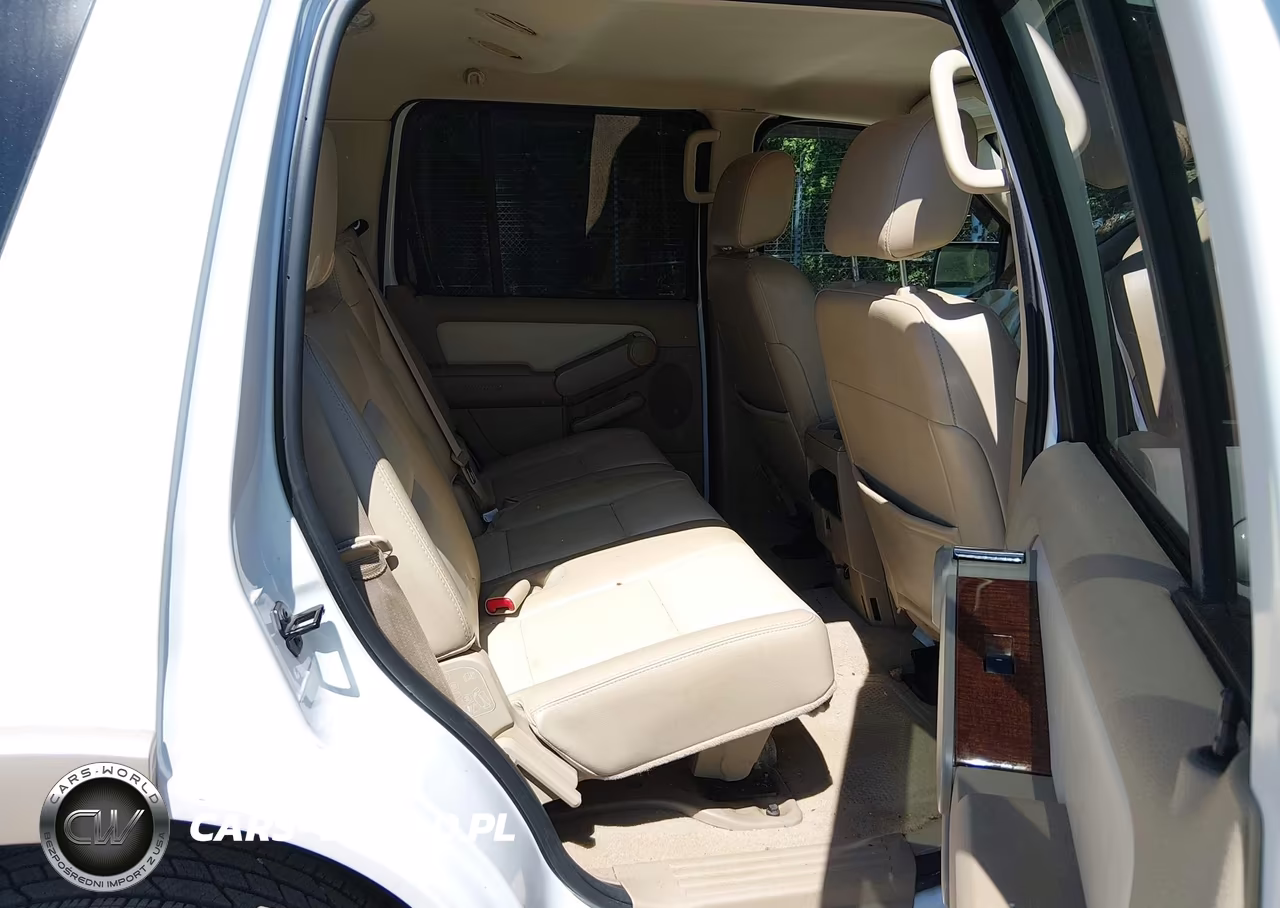 2007 Ford Explorer Eddie Bauer VIN:1FMEU64EX7UA71613 - 8