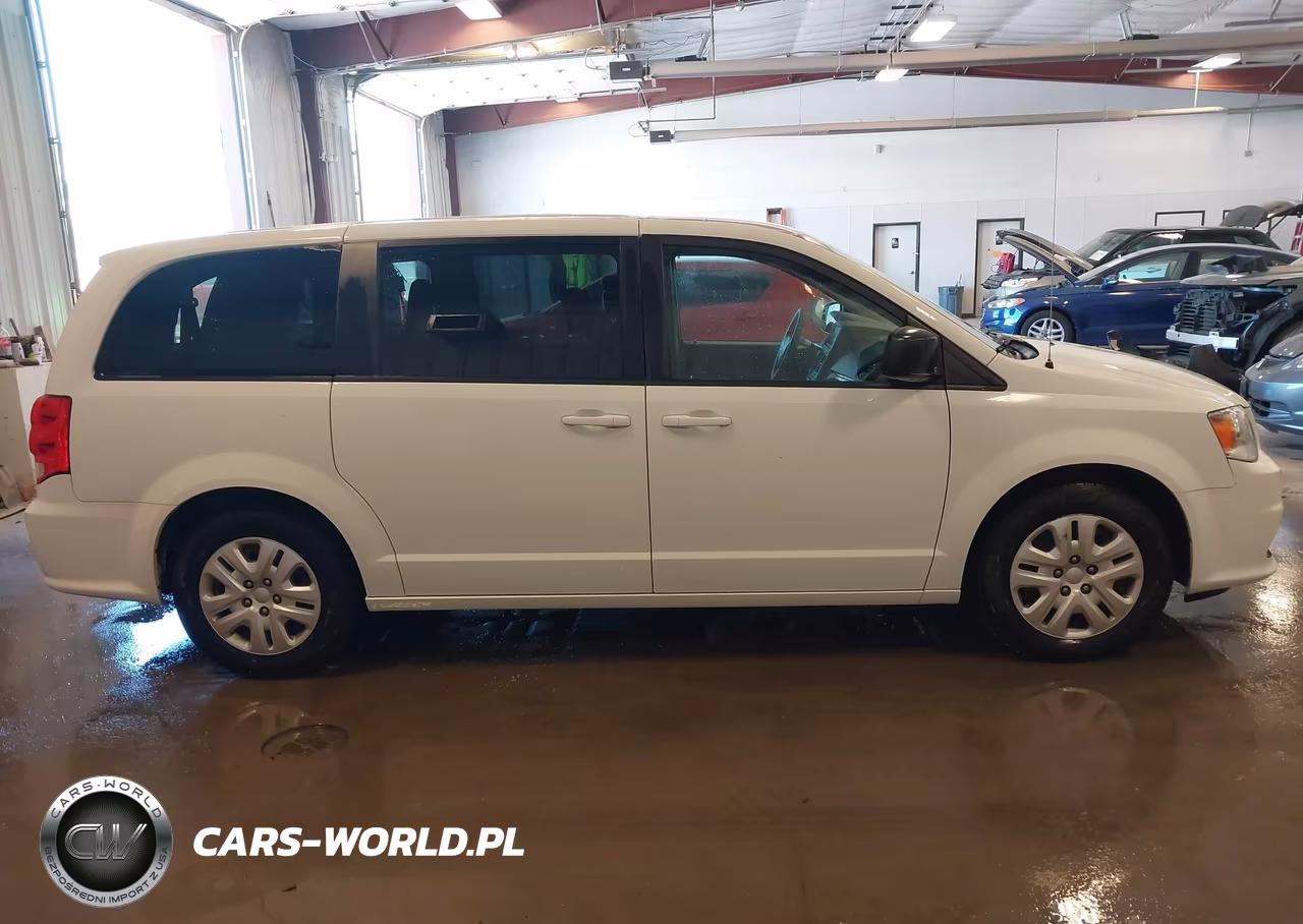 2018 Dodge Grand Caravan Se VIN:2C4RDGBG9JR318592 - 14