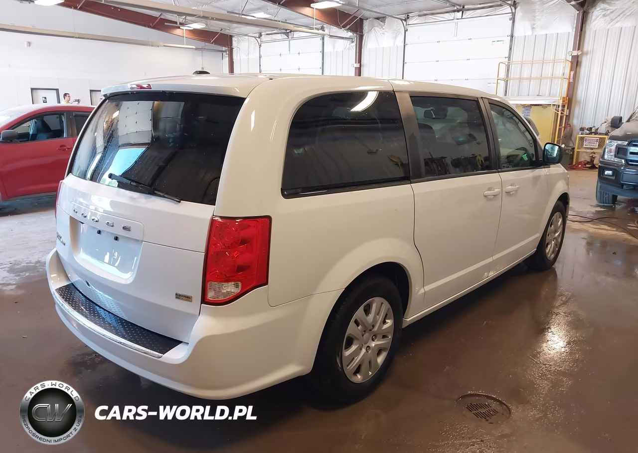 2018 Dodge Grand Caravan Se VIN:2C4RDGBG9JR318592 - 4