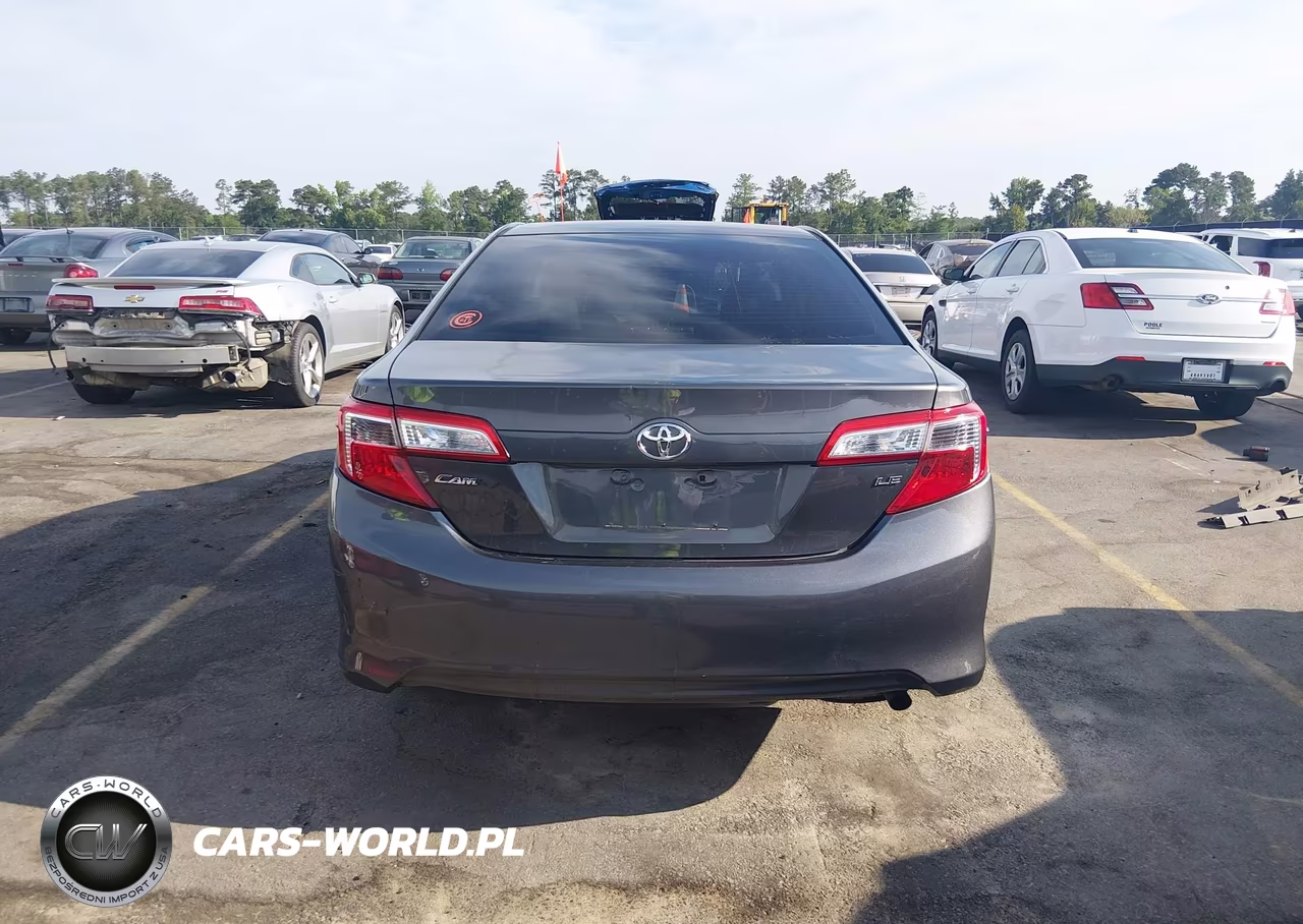 2013 Toyota Camry Le VIN:4T1BF1FK0DU653752 - 16