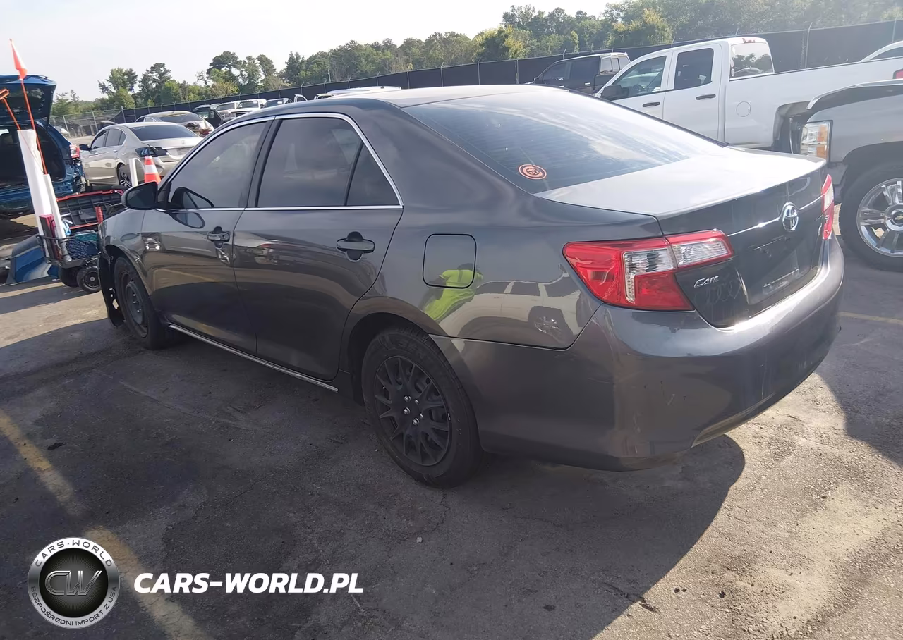 2013 Toyota Camry Le VIN:4T1BF1FK0DU653752 - 3