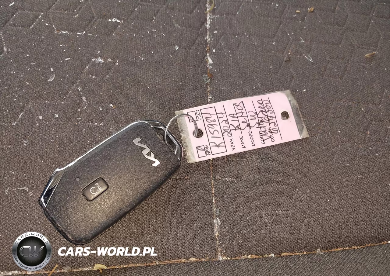 2024 Kia Seltos S VIN:KNDEUCAAXR7629000 - 11