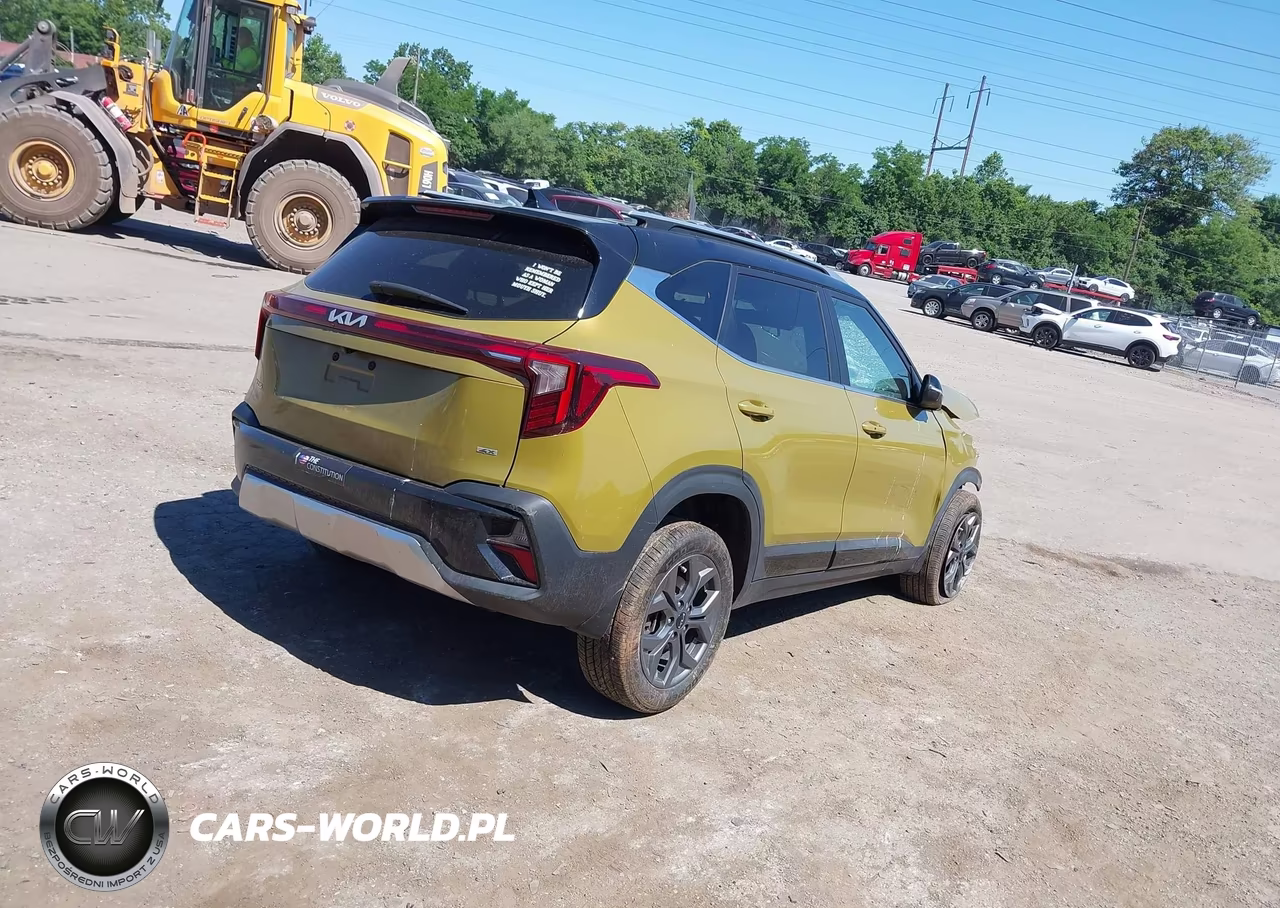 2024 Kia Seltos S VIN:KNDEUCAAXR7629000 - 4