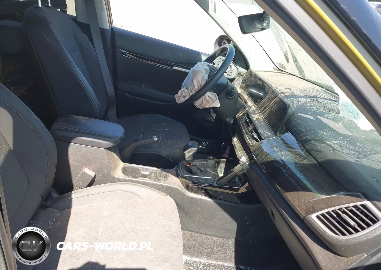 2024 Kia Seltos S VIN:KNDEUCAAXR7629000 - 5