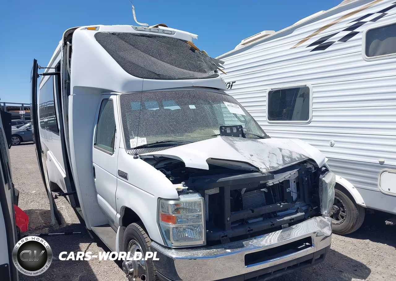 2017 Ford E-450 Cutaway