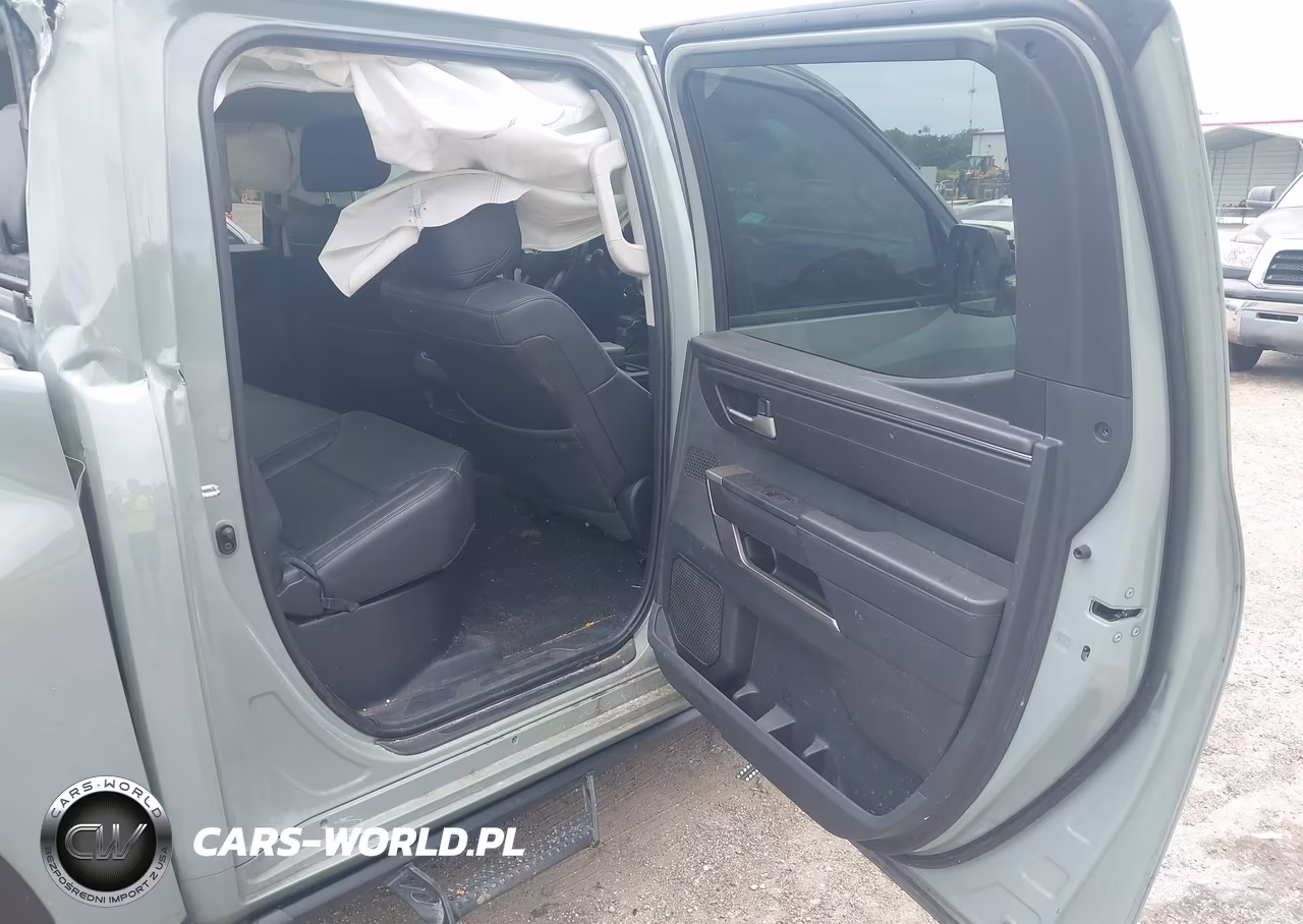 2024 Toyota Tundra Sr5 VIN:5TFLA5DB6RX193200 - 8
