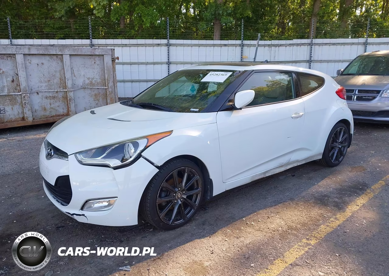 2013 Hyundai Veloster Base W-Gray VIN:KMHTC6AD2DU097592 - 2