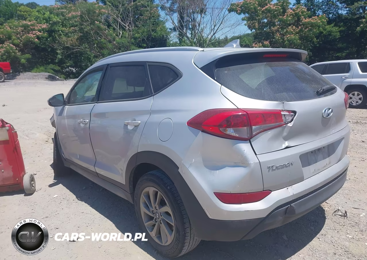 2018 Hyundai Tucson Sel VIN:KM8J33A41JU678048 - 3