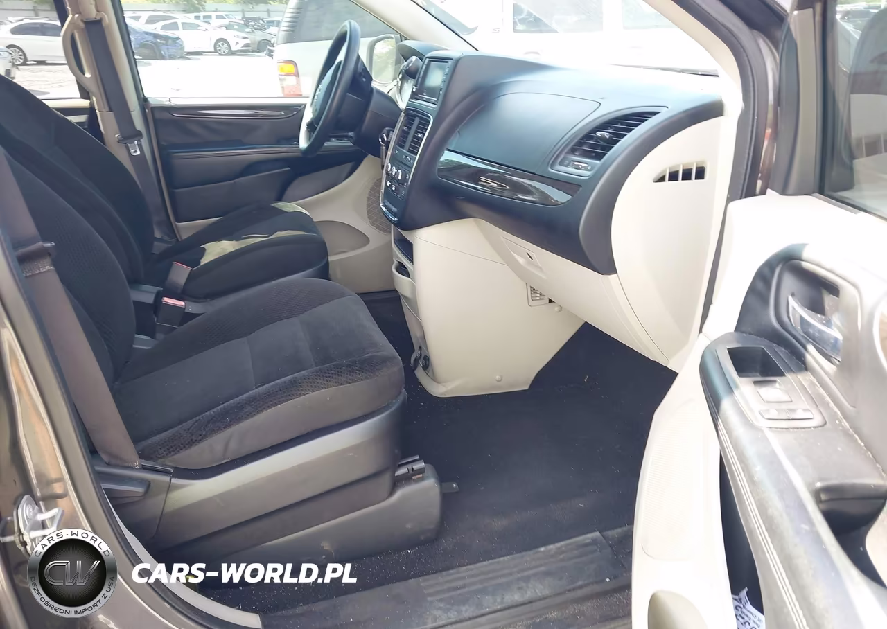 2019 Dodge Grand Caravan Se VIN:2C4RDGBG2KR684606 - 5
