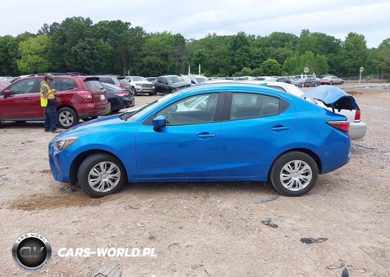 2019 Toyota Yaris L VIN:3MYDLBYV5KY522282 - 14