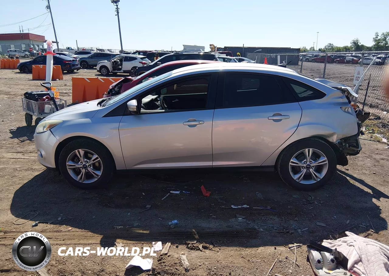2013 Ford Focus Se VIN:1FADP3F2XDL311792 - 14