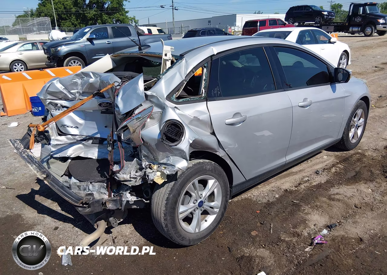 2013 Ford Focus Se VIN:1FADP3F2XDL311792 - 4