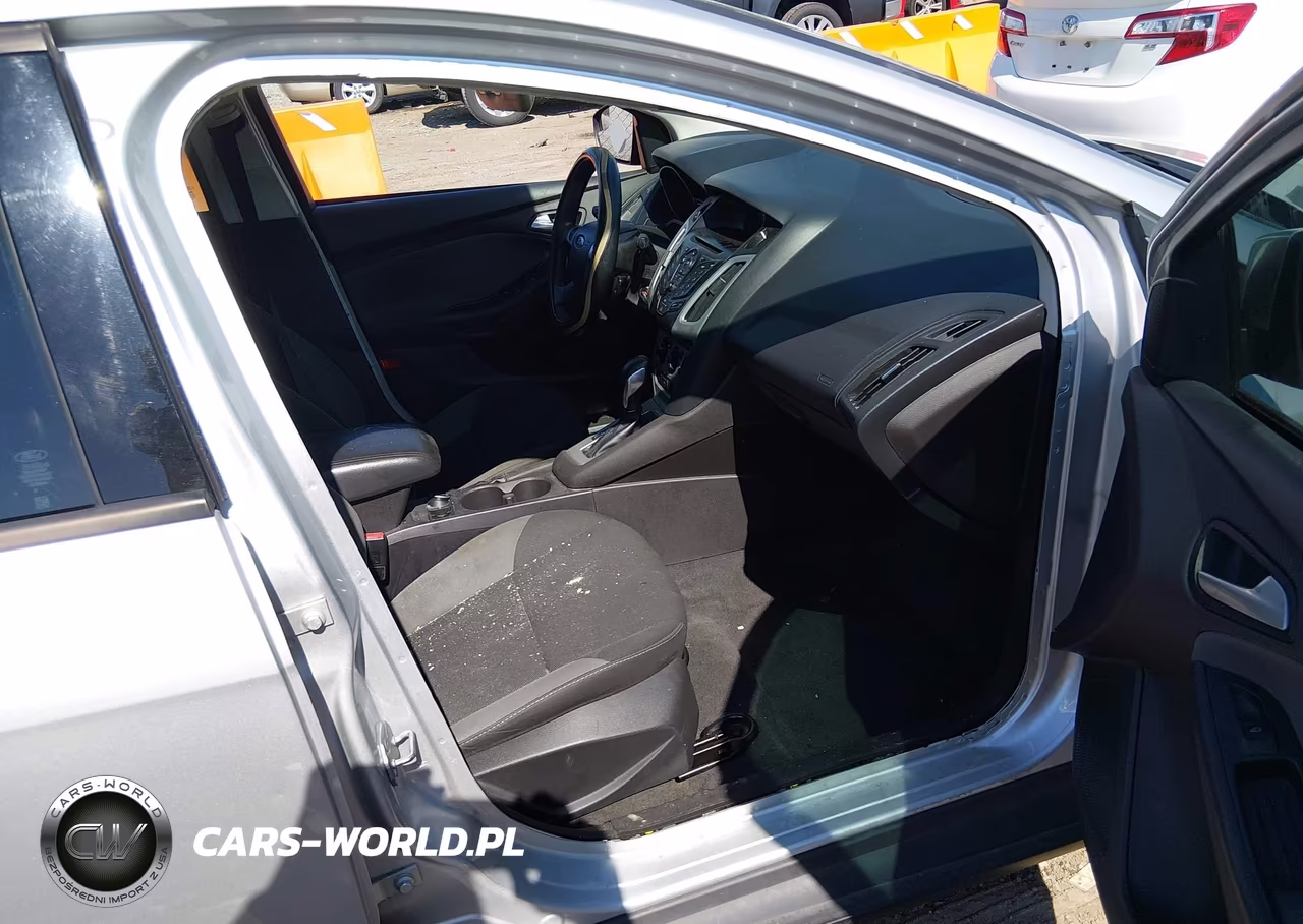 2013 Ford Focus Se VIN:1FADP3F2XDL311792 - 5
