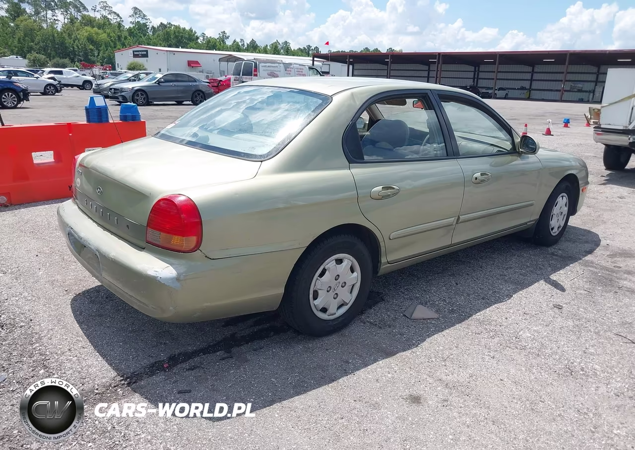 2000 Hyundai Sonata VIN:KMHWF25S3YA157635 - 4