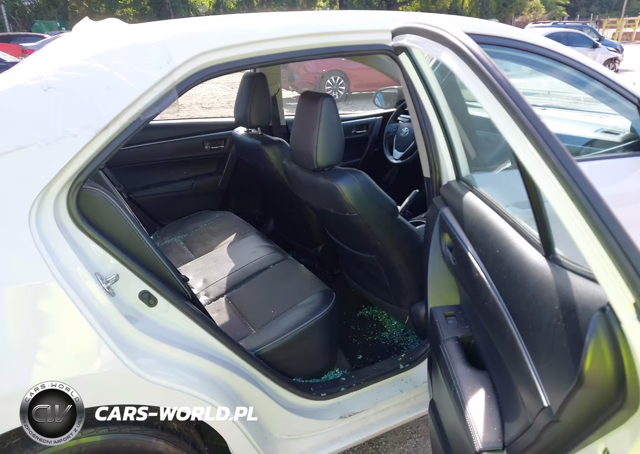 2015 Toyota Corolla S Plus VIN:2T1BURHE9FC451895 - 8