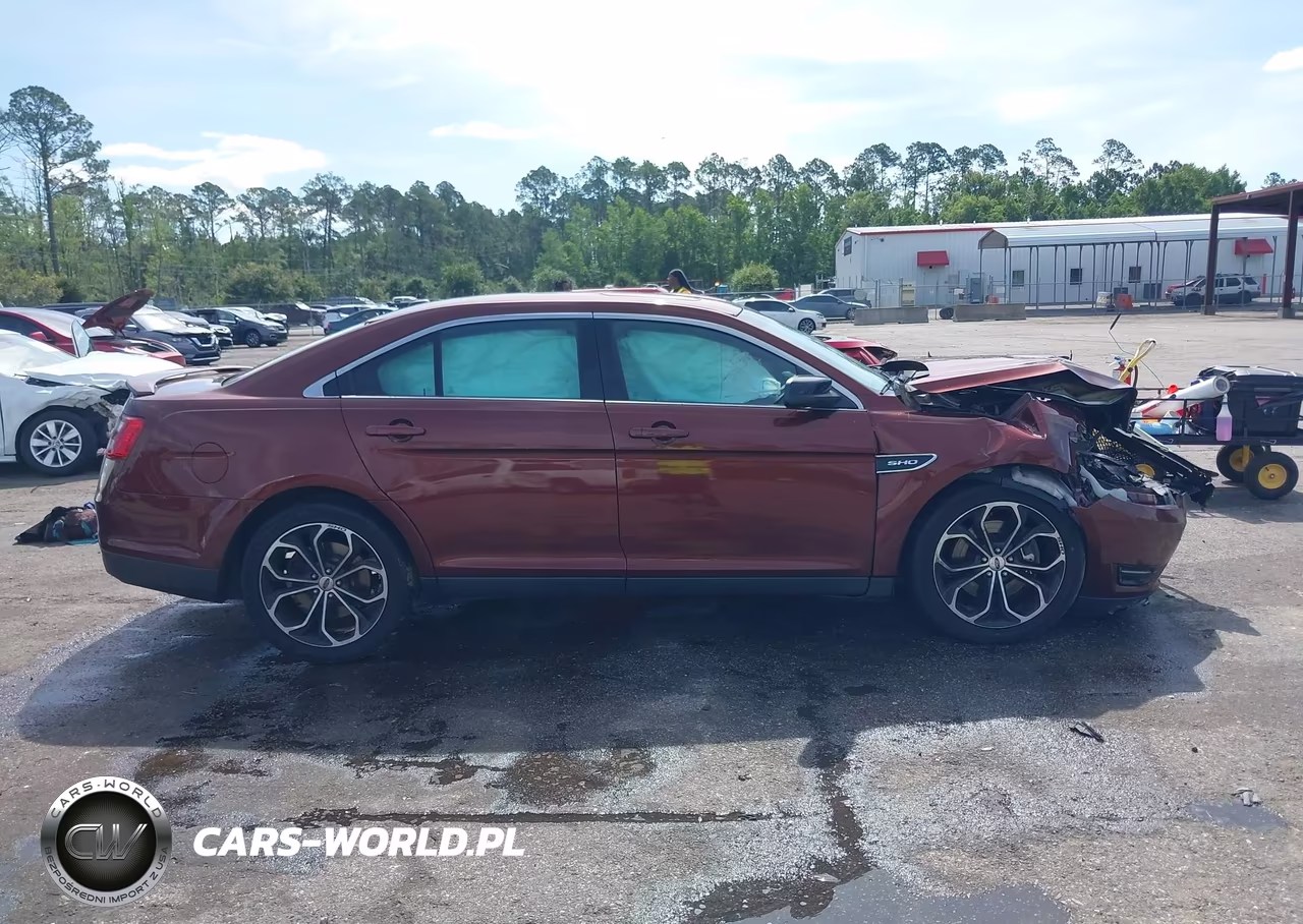 2016 Ford Taurus Sho VIN:1FAHP2KT3GG140164 - 13
