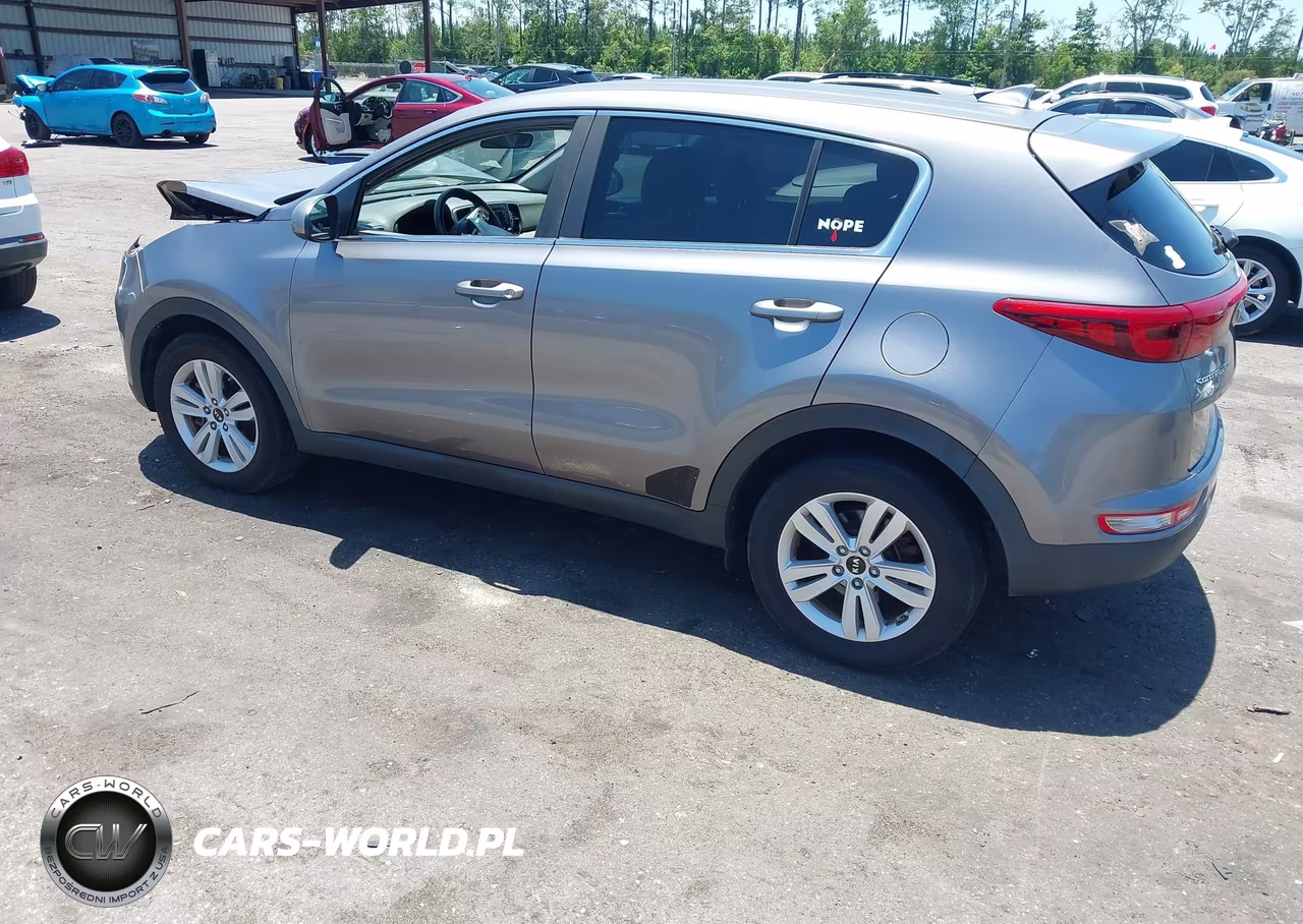 2018 Kia Sportage Lx VIN:KNDPM3AC3J7399556 - 3