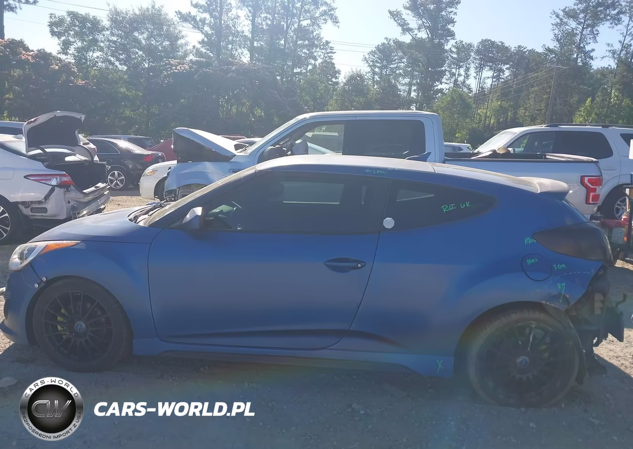 2016 Hyundai Veloster Turbo Rally Edition VIN:KMHTC6AE2GU260254 - 14