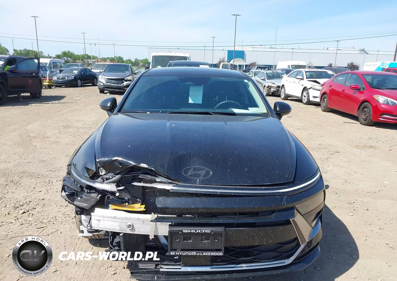 2025 Hyundai Sonata Sel VIN:KMHL64JA4SA475735 - 13