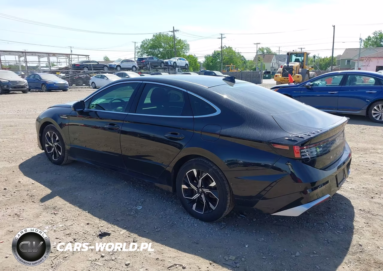 2025 Hyundai Sonata Sel VIN:KMHL64JA4SA475735 - 3