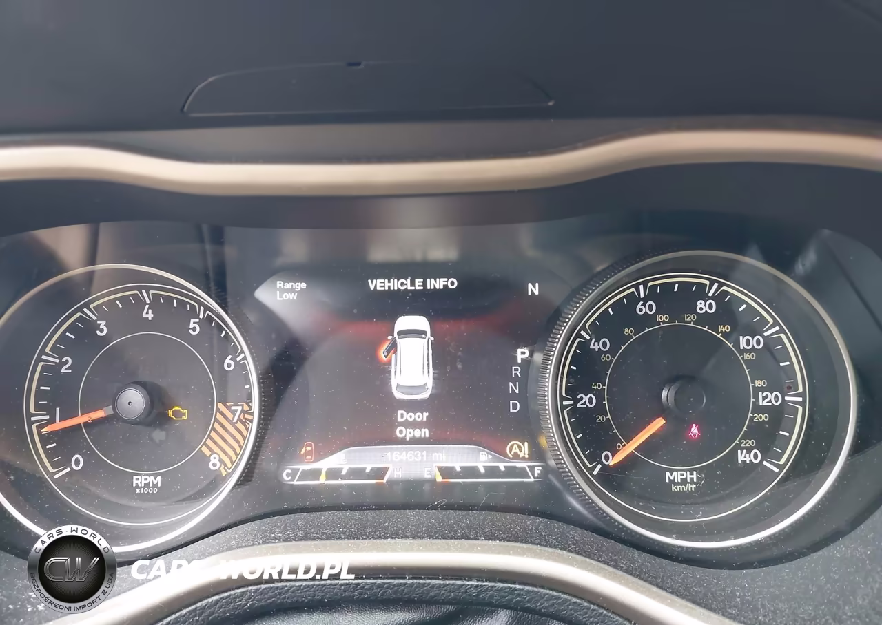 2015 Jeep Cherokee Limited VIN:1C4PJMDS1FW718984 - 7