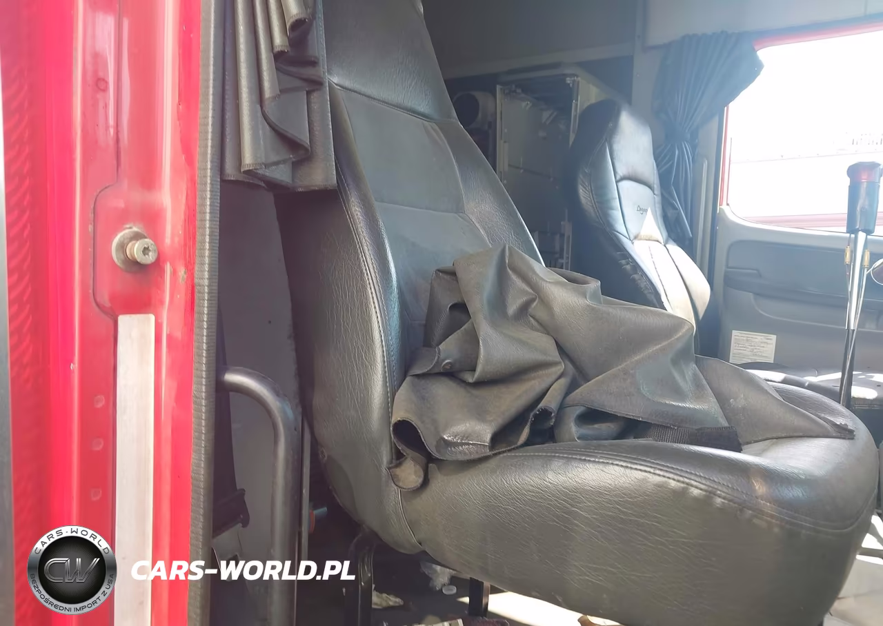 2007 Freightliner Conventional Columbia VIN:1FUJA6CK37LX70406 - 11