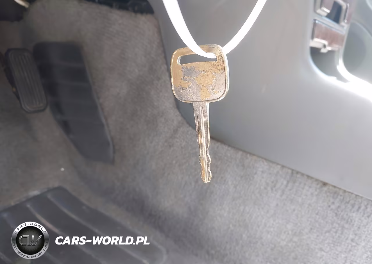 1996 Toyota Camry Dx-Le-Xle VIN:4T1BG12K4TU740703 - 11