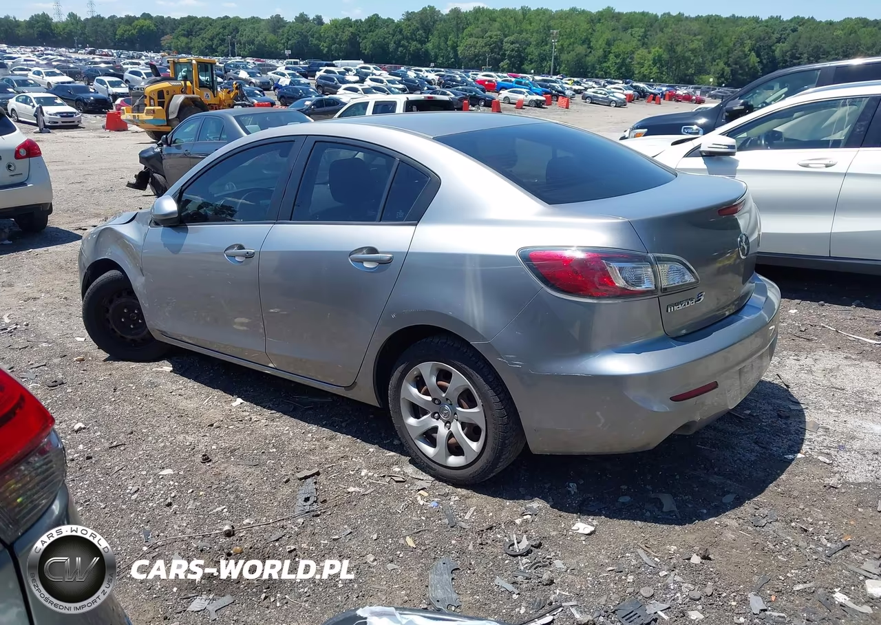 2012 Mazda Mazda3 I Sport VIN:JM1BL1UG8C1554866 - 3