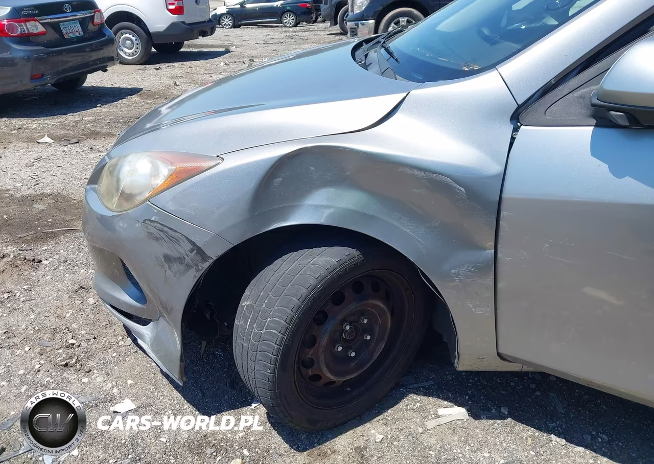 2012 Mazda Mazda3 I Sport VIN:JM1BL1UG8C1554866 - 6