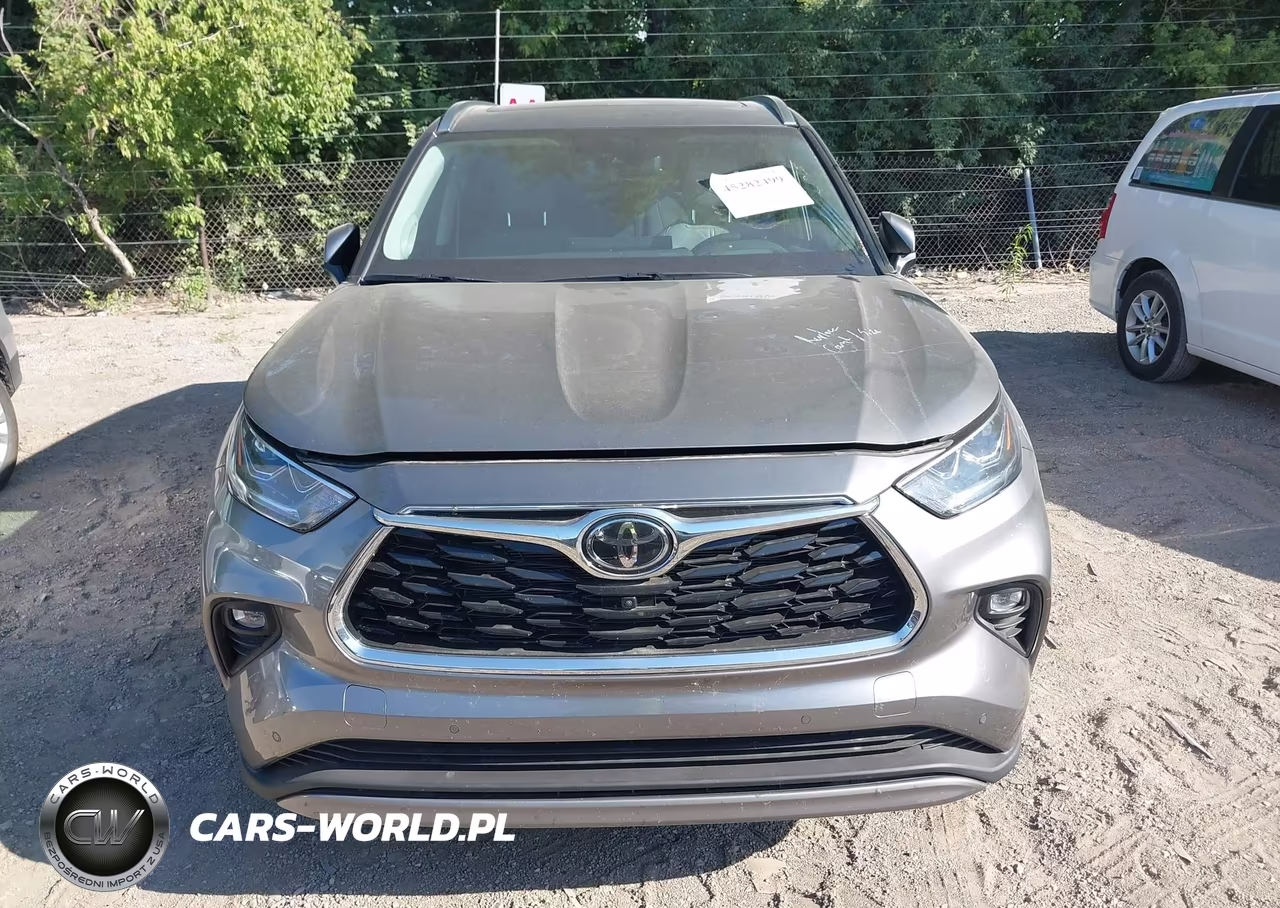 2026 Toyota Highlander Hybrid Platinum VIN:5TDEBRCH6TS705666 - 12