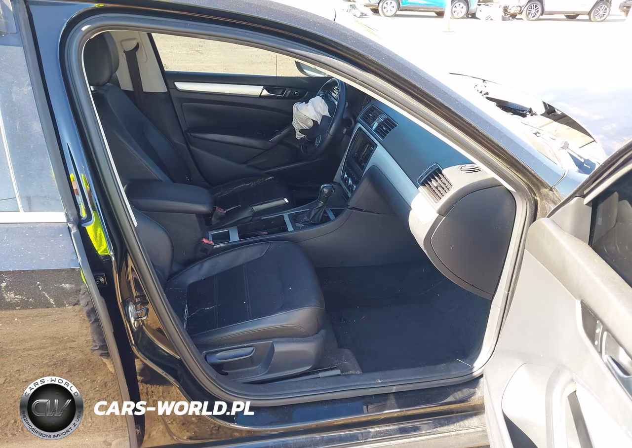 2012 Volkswagen Passat 2.5L Se VIN:1VWBP7A32CC043499 - 5