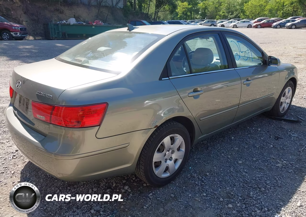 2009 Hyundai Sonata Gls VIN:5NPET46C99H480240 - 4