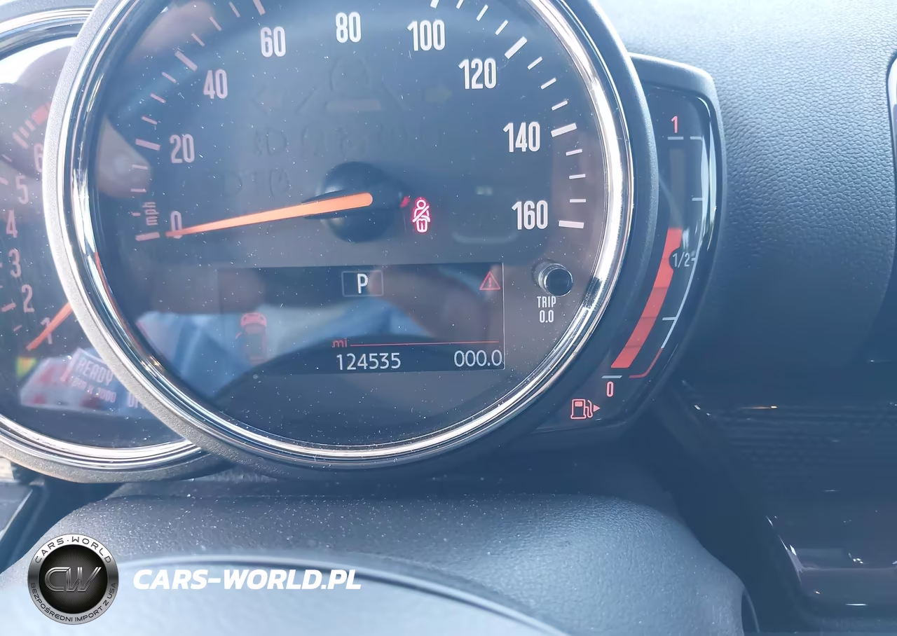 2018 Mini Clubman Cooper S VIN:WMWLN9C52J2E50927 - 15