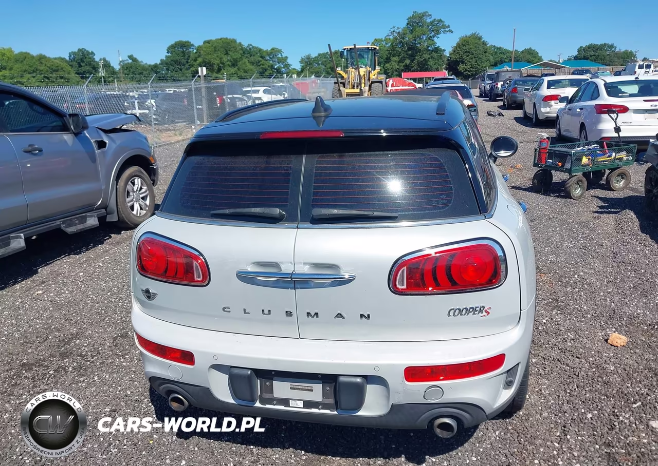 2018 Mini Clubman Cooper S VIN:WMWLN9C52J2E50927 - 16